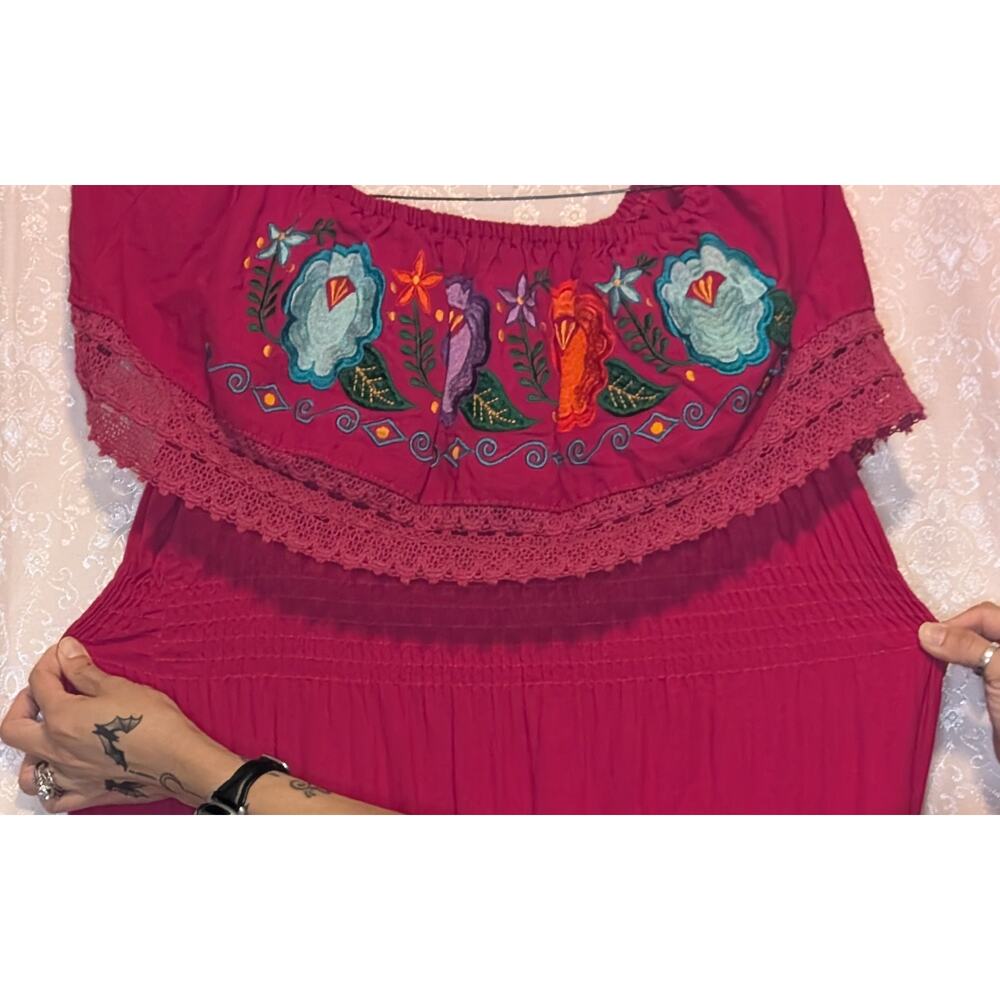 Mexican Embroidered Dress Pink Floral Off Shoulder Smocked Fiesta Midi SZ S/M - Picture 5 of 5